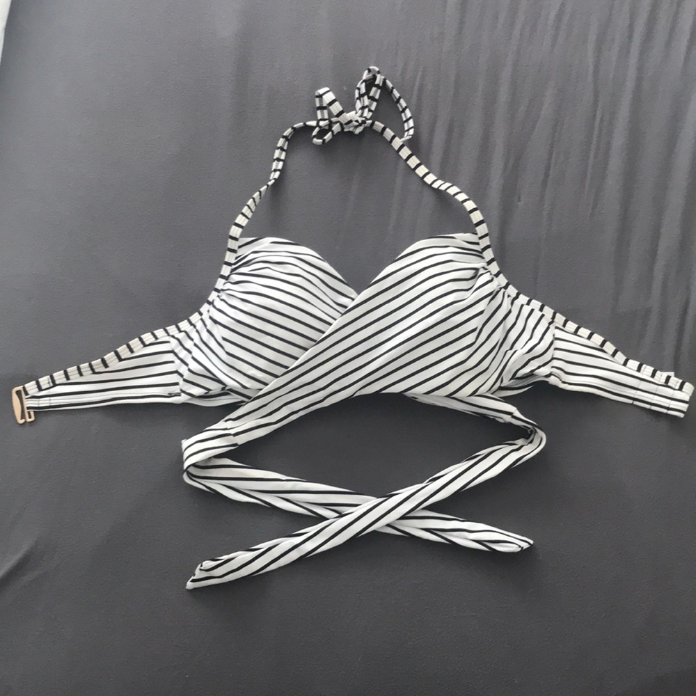 Victoria’s Secret Wrap Bikini Top